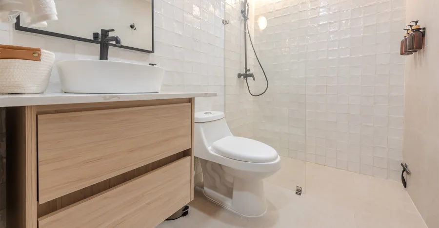 Banheiro limpo no sonho pode simbolizar que você está organizando emoções, encerrando ciclos ou criando espaço para algo novo. Reprodução: Internet